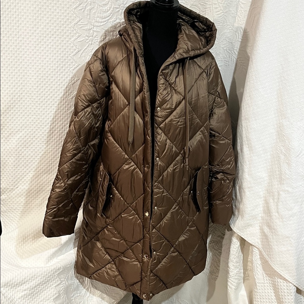 Michael Kors Quilted Long Hooded Jacket,‎ size extra large